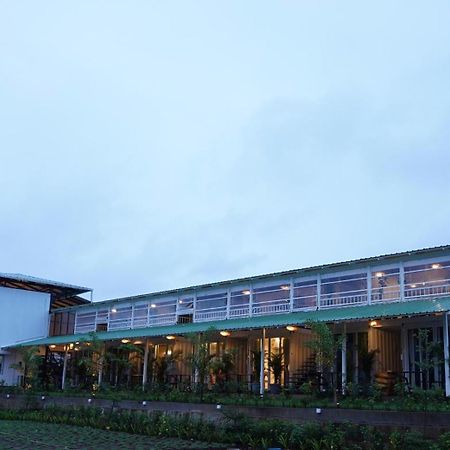 The Boat Club,Karjat Hotel Exterior foto