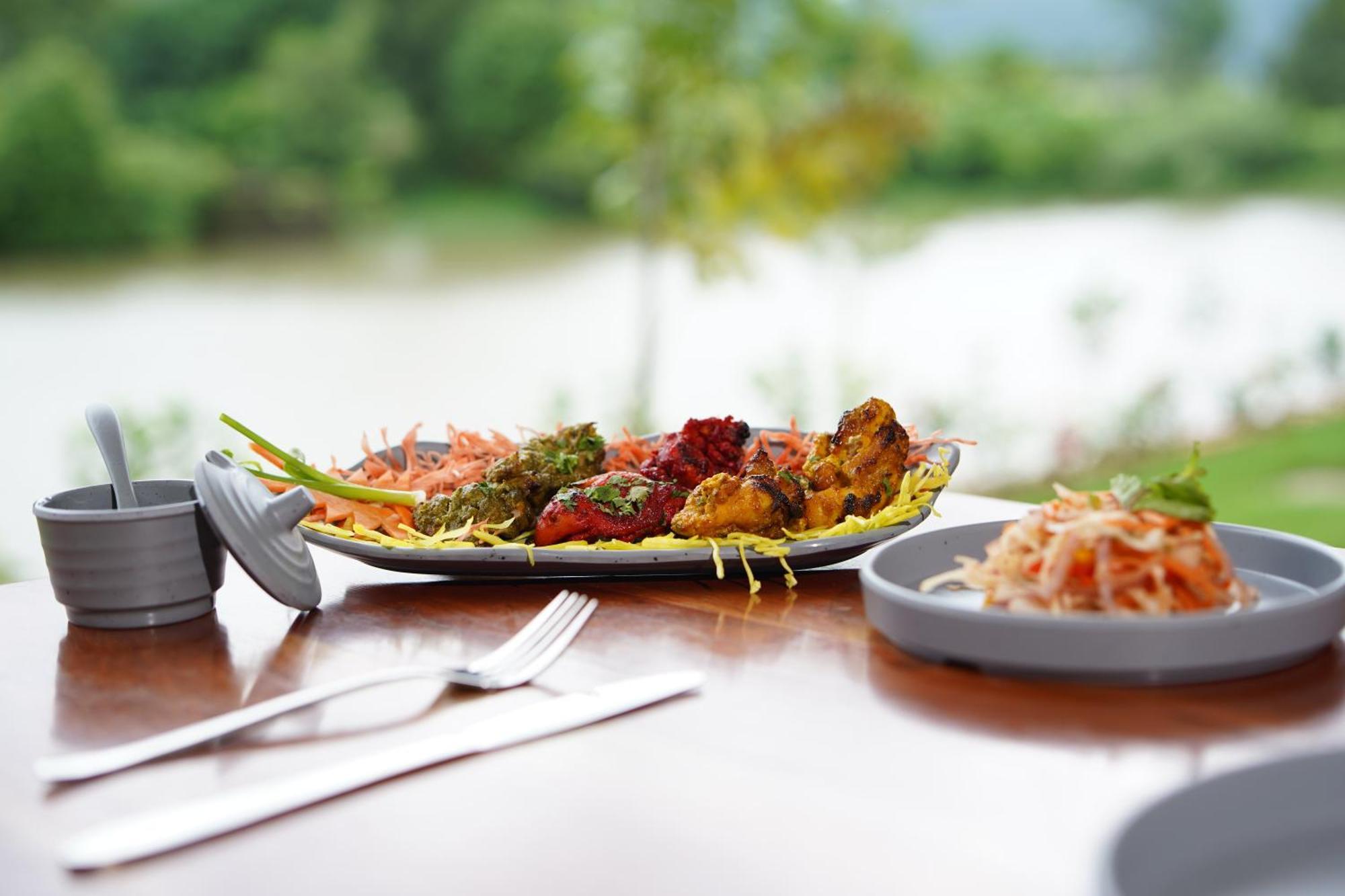 The Boat Club,Karjat Hotel Exterior foto