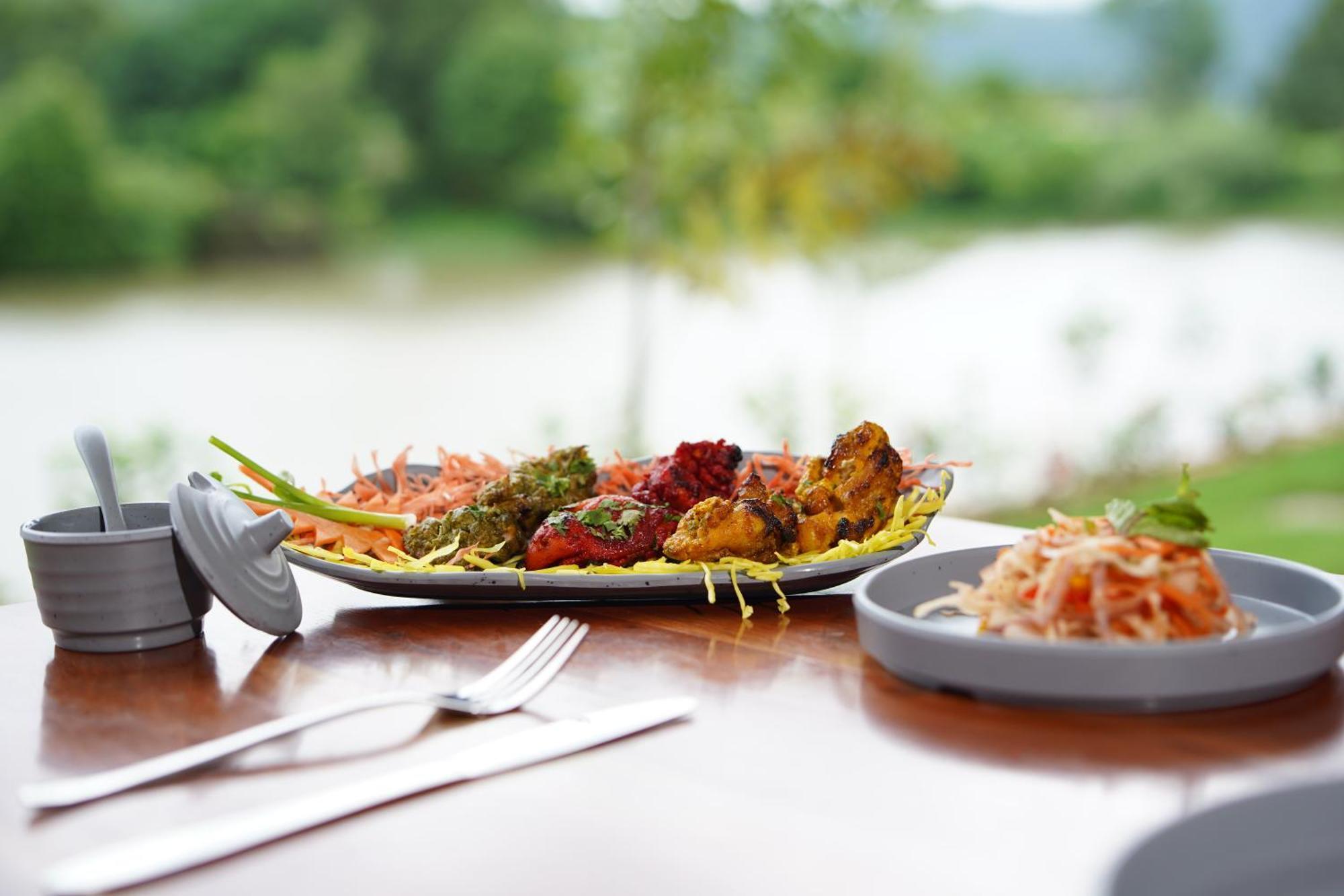 The Boat Club,Karjat Hotel Exterior foto