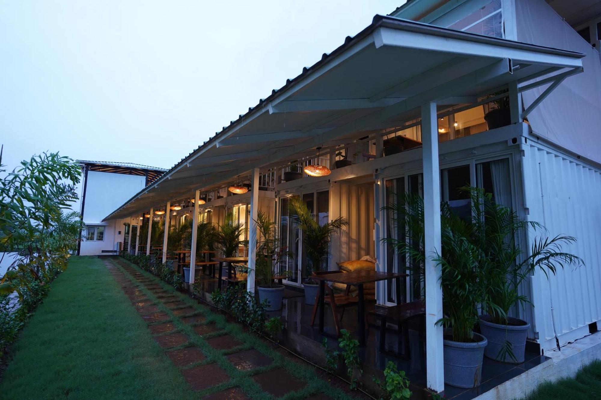 The Boat Club,Karjat Hotel Exterior foto